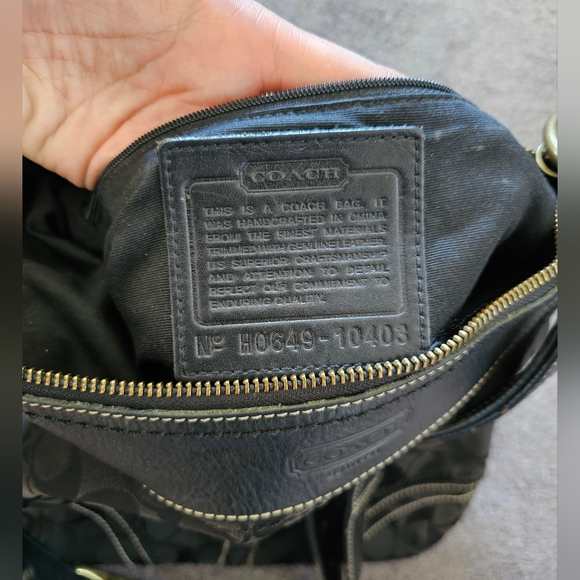 Coach signature shoulder bag - Picture 4 of 6